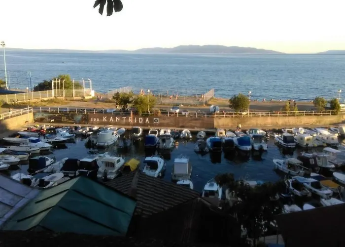 Mit Blick Auf Wasser By Interhome * Rijeka